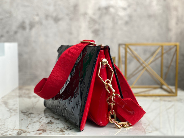 l0*is V*t0n coussin pm