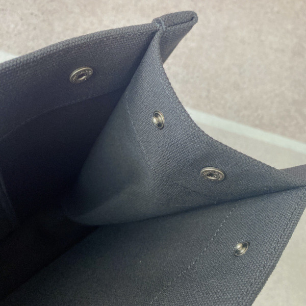 Y*L rive gauche tote bag