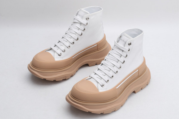 ale*d*r M*Q*en tread slick boot