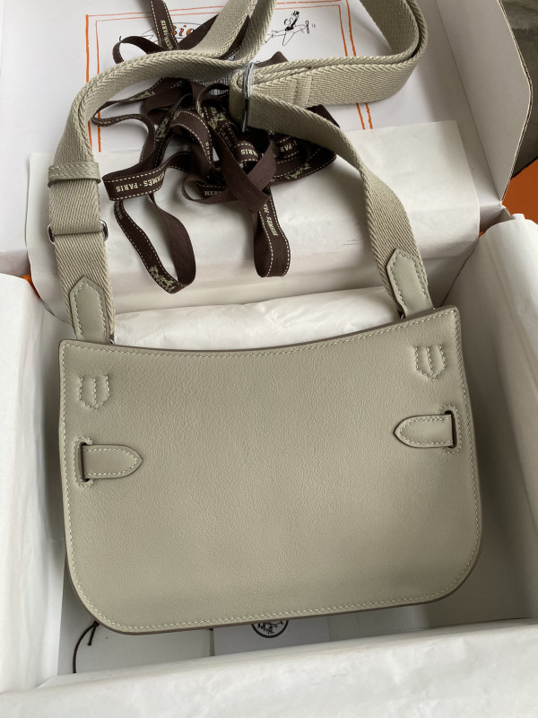 H**mes jypsiere mini bag in swift leather gris meyer