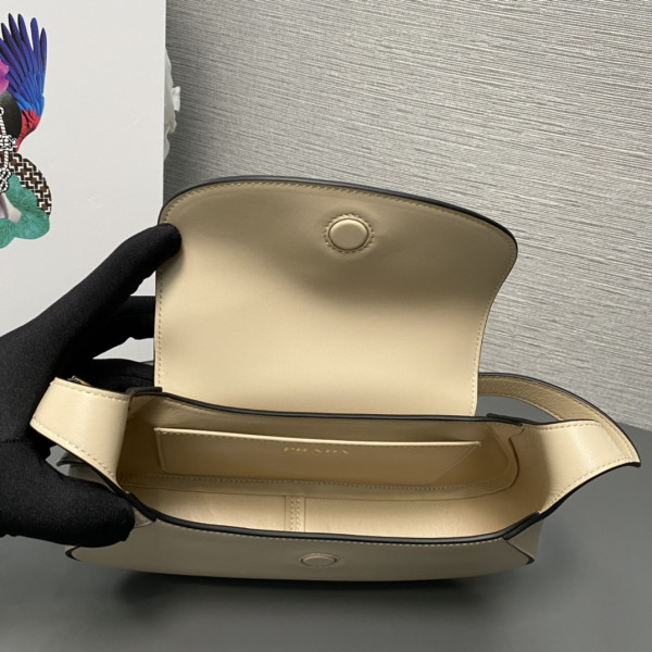 Pra*a crossbody bag -24*15*5cm