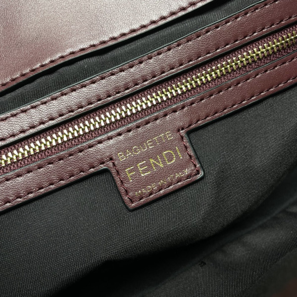 F**di baguette-26*13*6cm