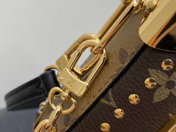 l0*is V*t0n slim trunk-23*12*4cm