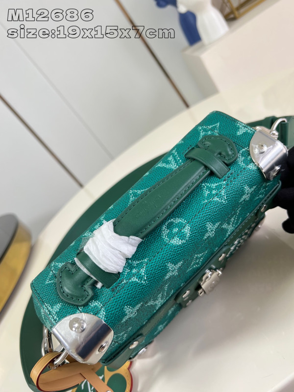 l0*is V*t0n soul trunk-19*15*7cm